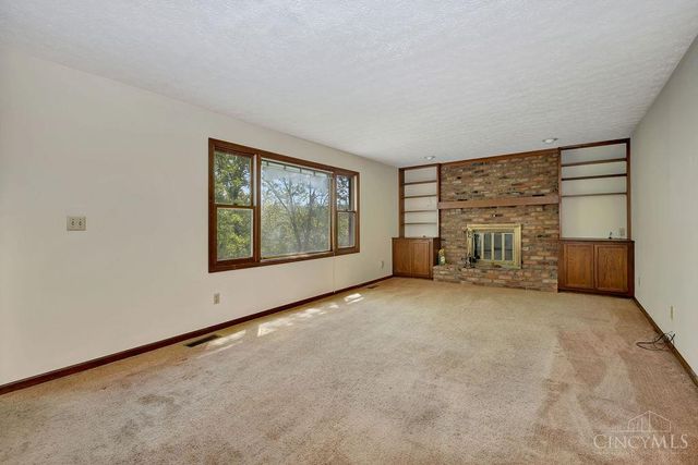 6895 Driftwood Lane, West Chester, OH 45241