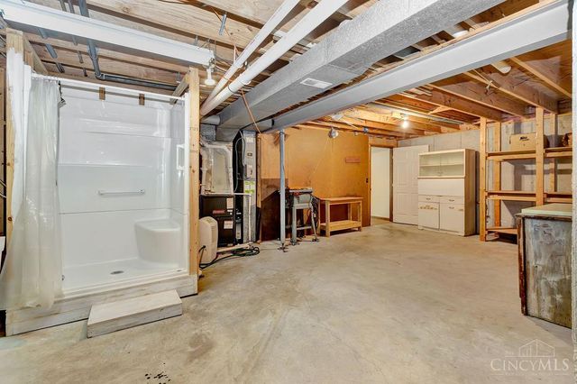 6895 Driftwood Lane, West Chester, OH 45241