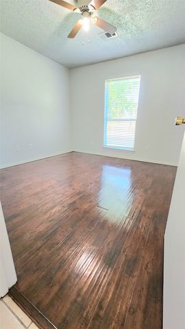 2700 Larkspur, Rowlett, TX 75089