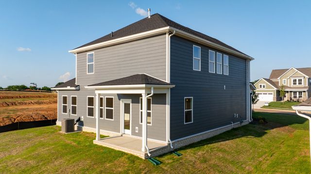 3919 Trinity Woods Rd, Columbia, TN 38401