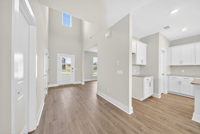 3919 Trinity Woods Rd, Columbia, TN 38401