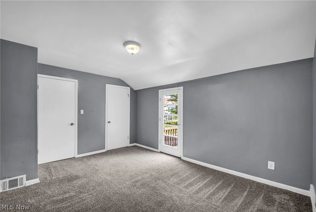 2313 N Taylor Road, Cleveland Heights, OH 44112