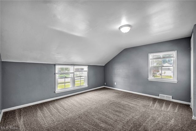 2313 N Taylor Road, Cleveland Heights, OH 44112