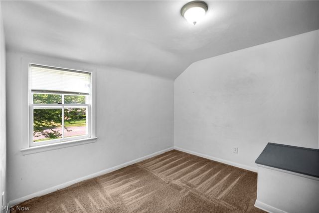 2313 N Taylor Road, Cleveland Heights, OH 44112