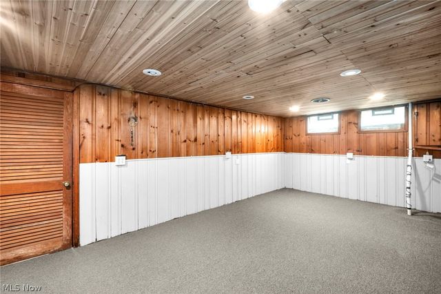 2313 N Taylor Road, Cleveland Heights, OH 44112