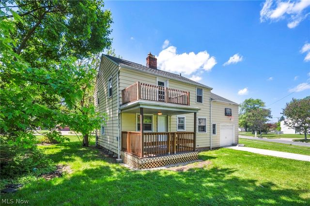 2313 N Taylor Road, Cleveland Heights, OH 44112