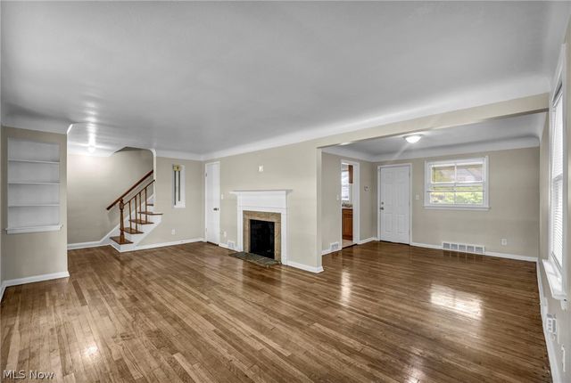2313 N Taylor Road, Cleveland Heights, OH 44112