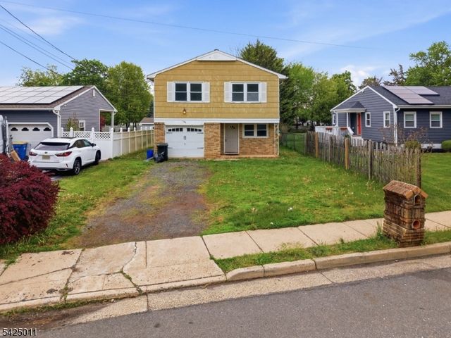 105 Berger St, Franklin Twp., NJ 08873