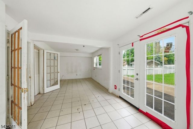 105 Berger St, Franklin Twp., NJ 08873