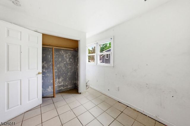 105 Berger St, Franklin Twp., NJ 08873