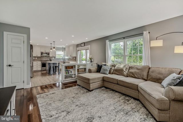 20 ARGYLE LN, Collegeville, PA 19426