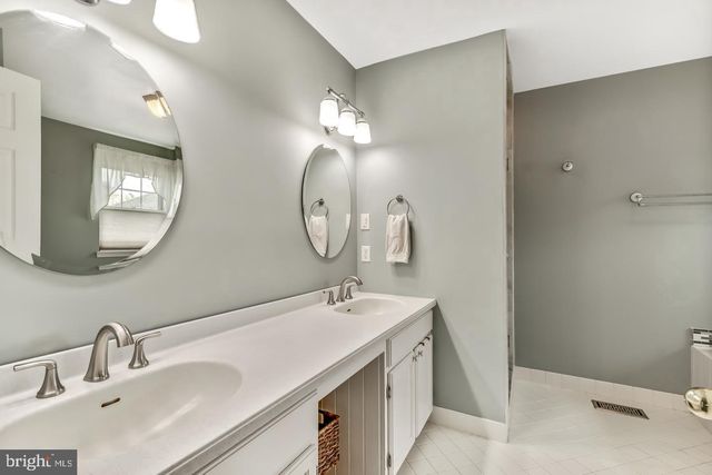 20 ARGYLE LN, Collegeville, PA 19426