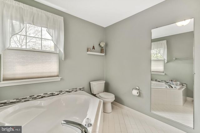 20 ARGYLE LN, Collegeville, PA 19426