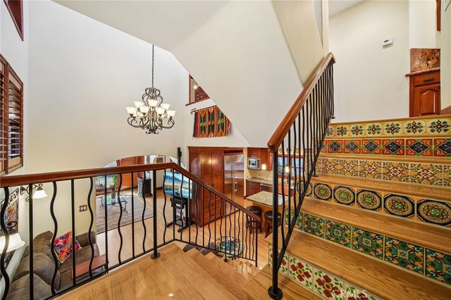 112 Santa Ana Avenue, Long Beach, CA 90803
