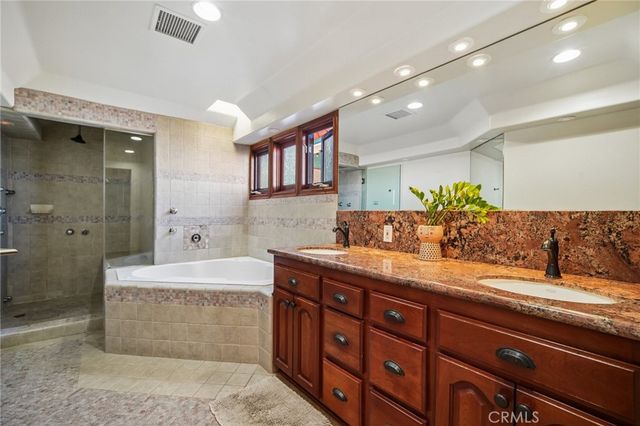 112 Santa Ana Avenue, Long Beach, CA 90803