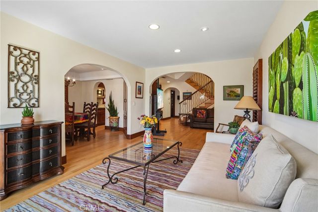 112 Santa Ana Avenue, Long Beach, CA 90803