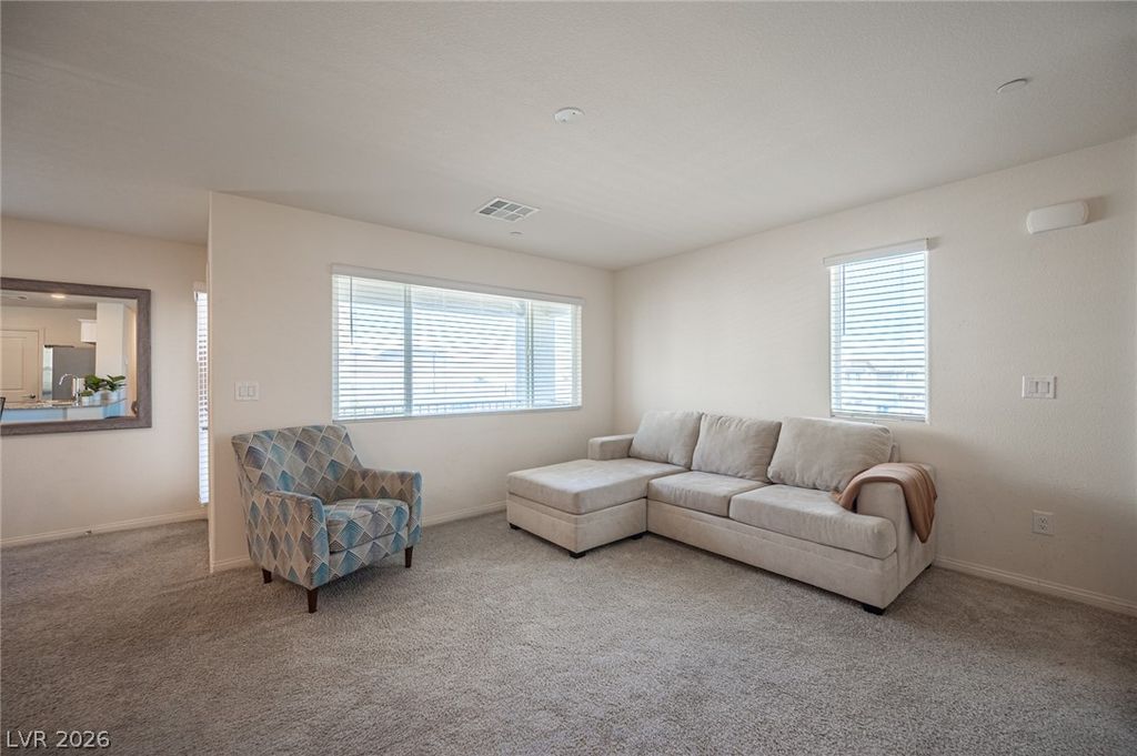 Image 14 of property listing at 2673 Champagne Gold Avenue, North Las Vegas, NV 89086