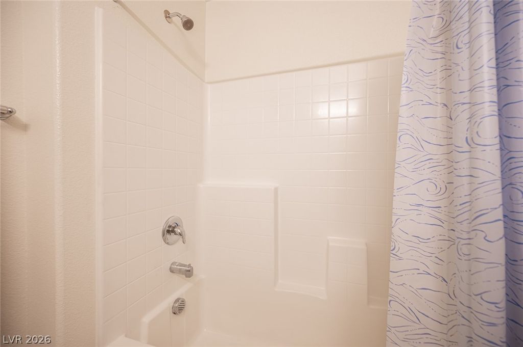 Image 34 of property listing at 2673 Champagne Gold Avenue, North Las Vegas, NV 89086