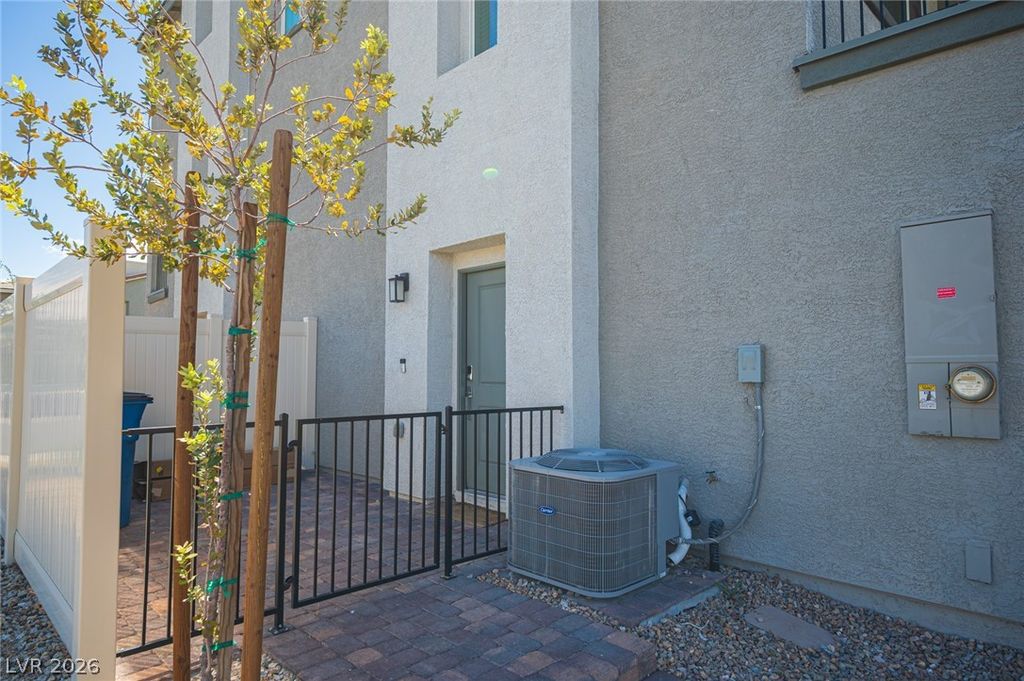 Image 51 of property listing at 2673 Champagne Gold Avenue, North Las Vegas, NV 89086