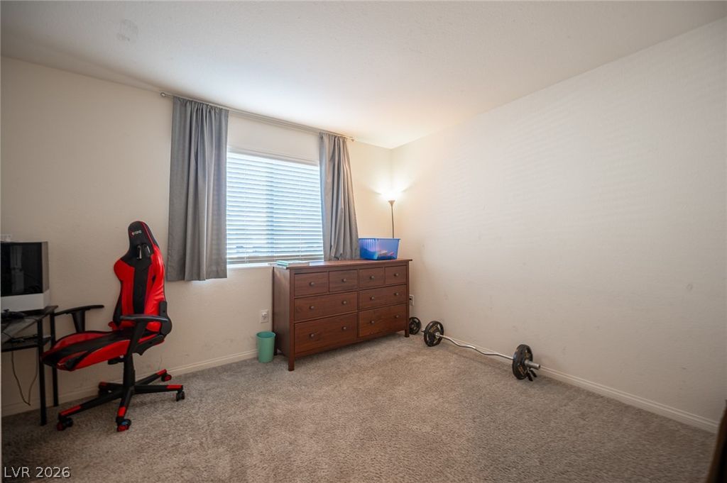 Image 9 of property listing at 2673 Champagne Gold Avenue, North Las Vegas, NV 89086