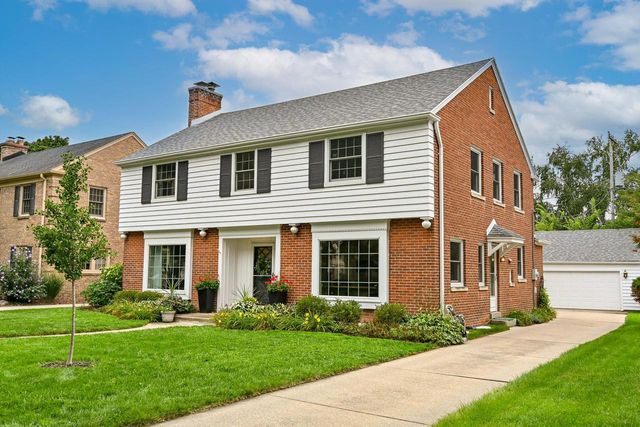 9519 Harding BOULEVARD, Wauwatosa, WI 53226