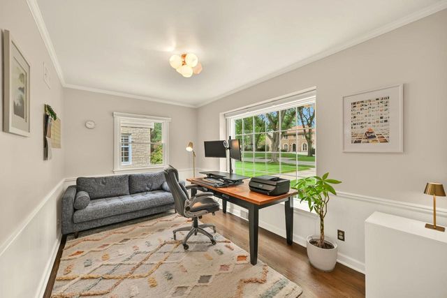 9519 Harding BOULEVARD, Wauwatosa, WI 53226