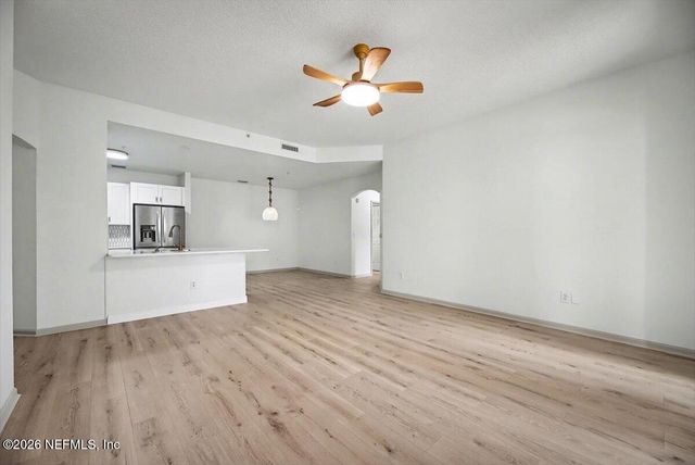 785 OAKLEAF PLANTATION Parkway 914, Orange Park, FL 32065