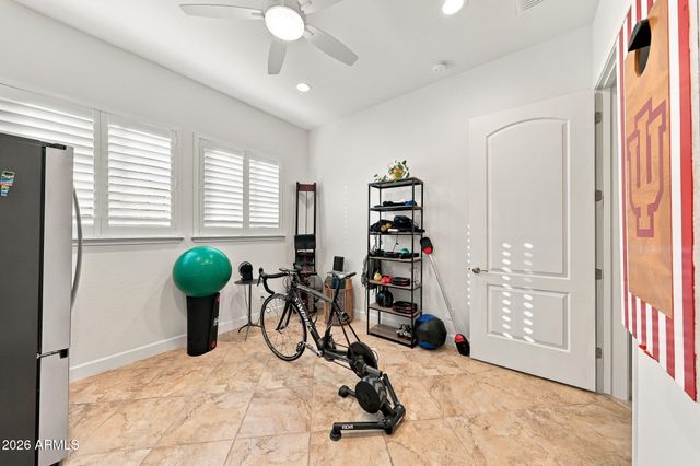 20944 W HILLCREST Boulevard, Buckeye, AZ 85396