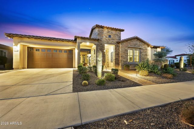 20944 W HILLCREST Boulevard, Buckeye, AZ 85396