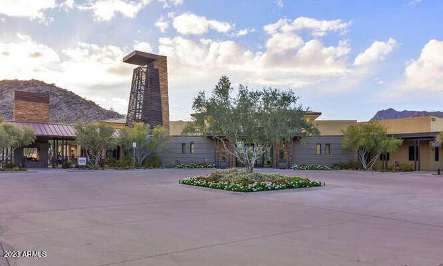 20944 W HILLCREST Boulevard, Buckeye, AZ 85396