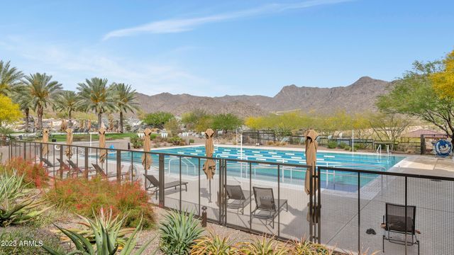 20944 W HILLCREST Boulevard, Buckeye, AZ 85396