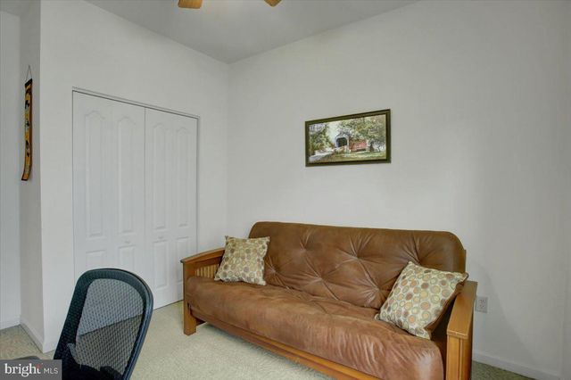 18 LANTERN LN, Shippensburg, PA 17257