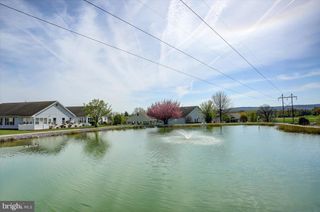18 LANTERN LN, Shippensburg, PA 17257
