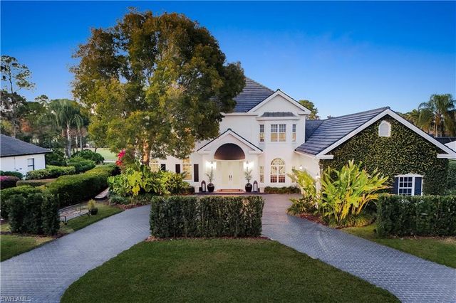 180 Edgemere WAY S, Naples, FL 34105