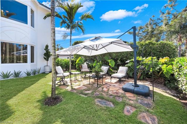 180 Edgemere WAY S, Naples, FL 34105