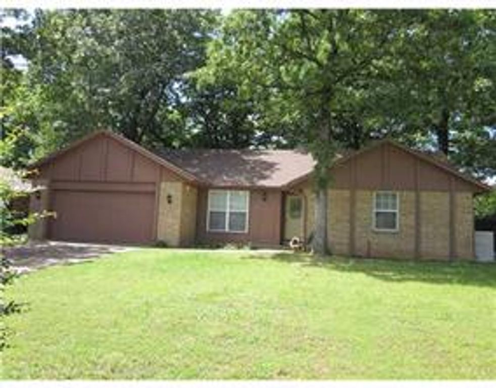 1326 Quail Run Circle, Bentonville, AR 72712