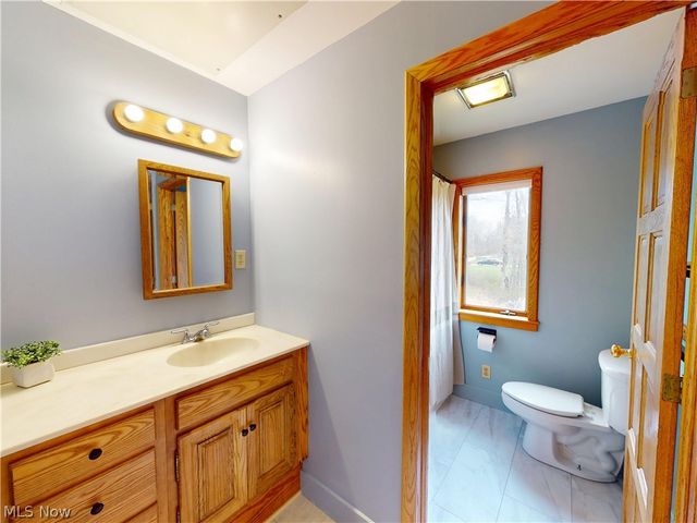 682 Rural Road, Eastlake, OH 44095
