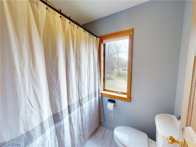 682 Rural Road, Eastlake, OH 44095