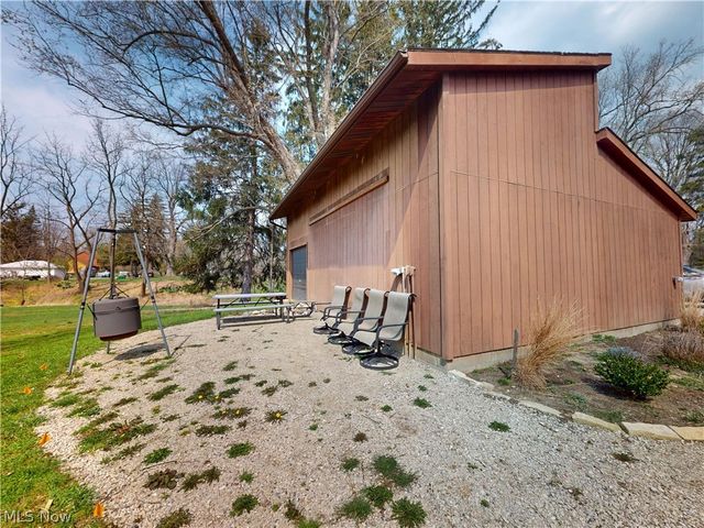 682 Rural Road, Eastlake, OH 44095