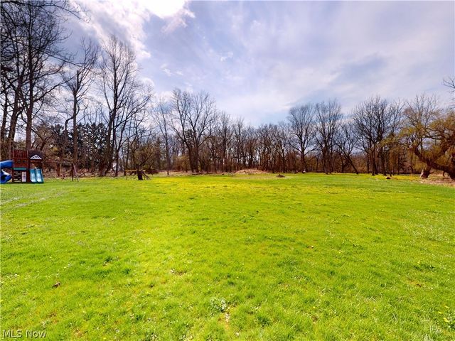 682 Rural Road, Eastlake, OH 44095