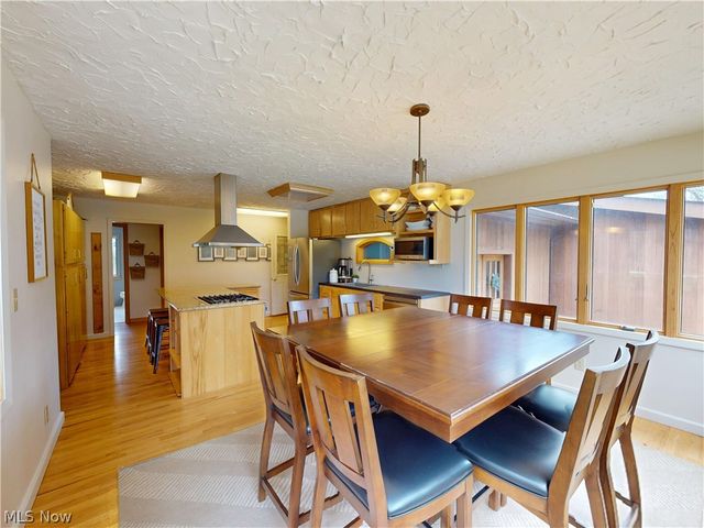 682 Rural Road, Eastlake, OH 44095