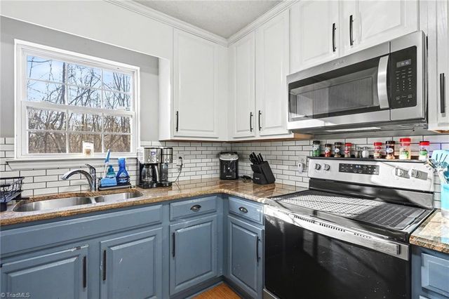 332 Cutty Sark Road, Winston-salem, NC 27103