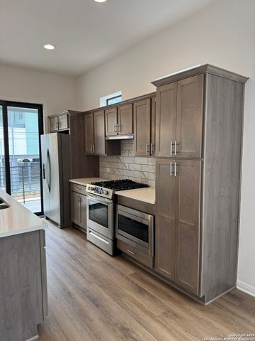 415 Jackson St Apt 101, San Antonio, TX 78212