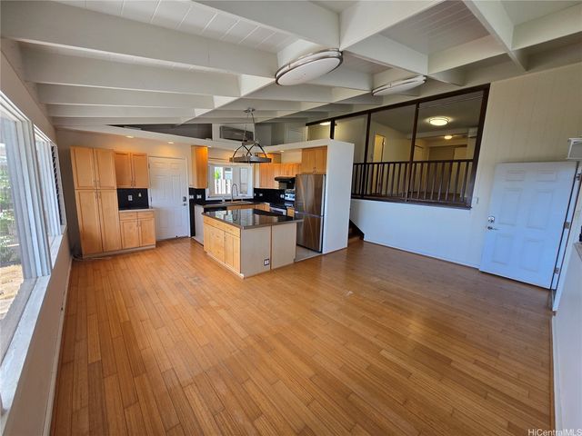 1470 Hoohaku Street, Pearl City, HI 96782
