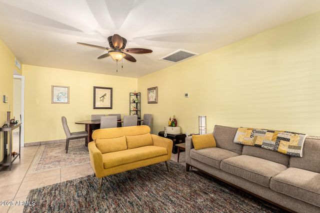 10425 N BALBOA Drive, Sun City, AZ 85351