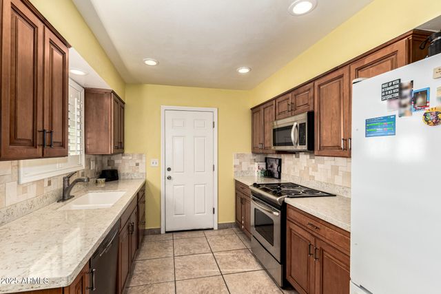 10425 N BALBOA Drive, Sun City, AZ 85351