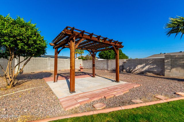 10425 N BALBOA Drive, Sun City, AZ 85351
