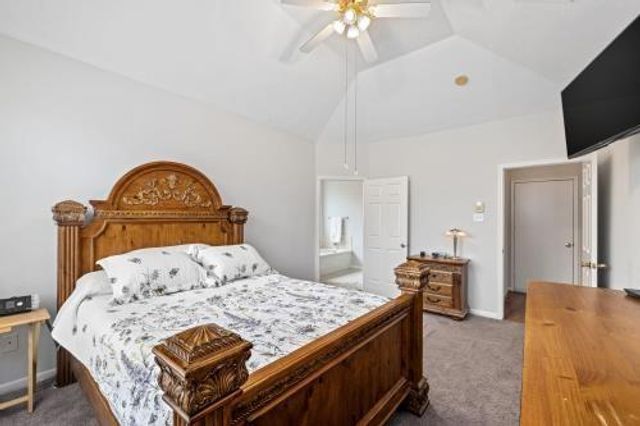 1309 Pine Forest Dr, Pearland, TX 77581