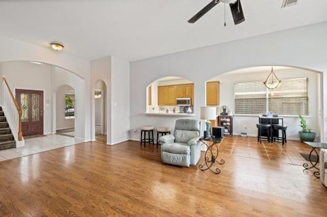1309 Pine Forest Dr, Pearland, TX 77581