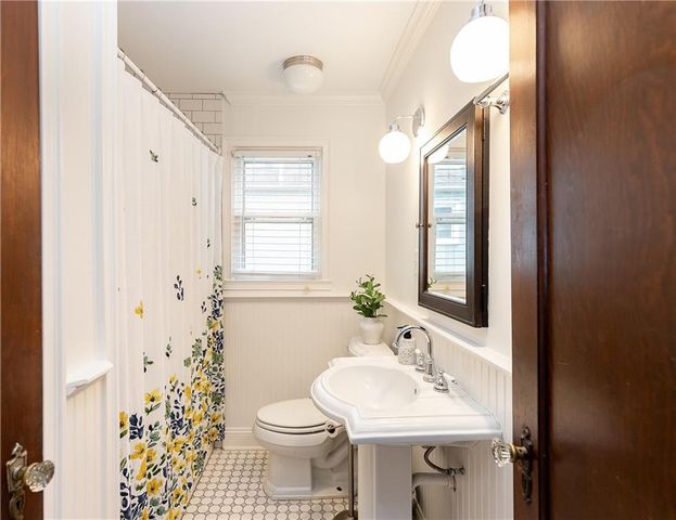 7215 Walnut Street, Kansas City, MO 64114
